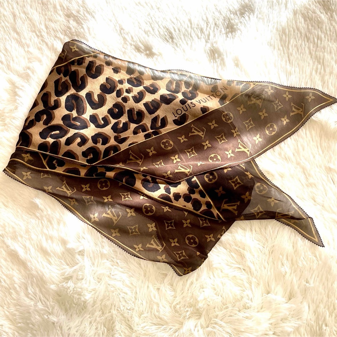 LOUIS VUITTON - ルイヴィトン シルクスカーフ モノグラム×レオパード