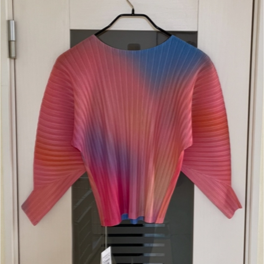 PLEATS PLEASE ISSEY MIYAKE - 新品タグ付き プリーツプリーズ