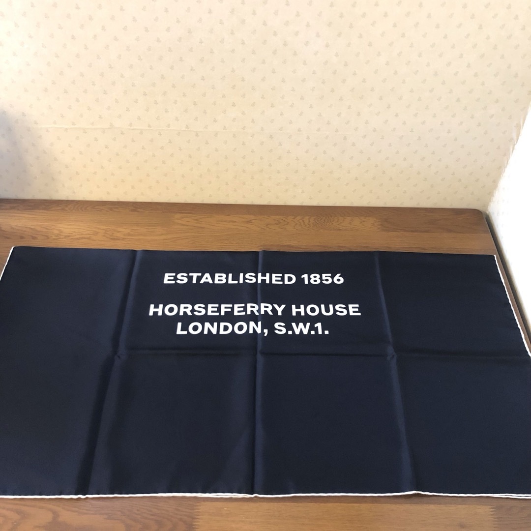 BURBERRY - ☆新品・タグ付き☆BURBERRY バーバリー 大判 シルク