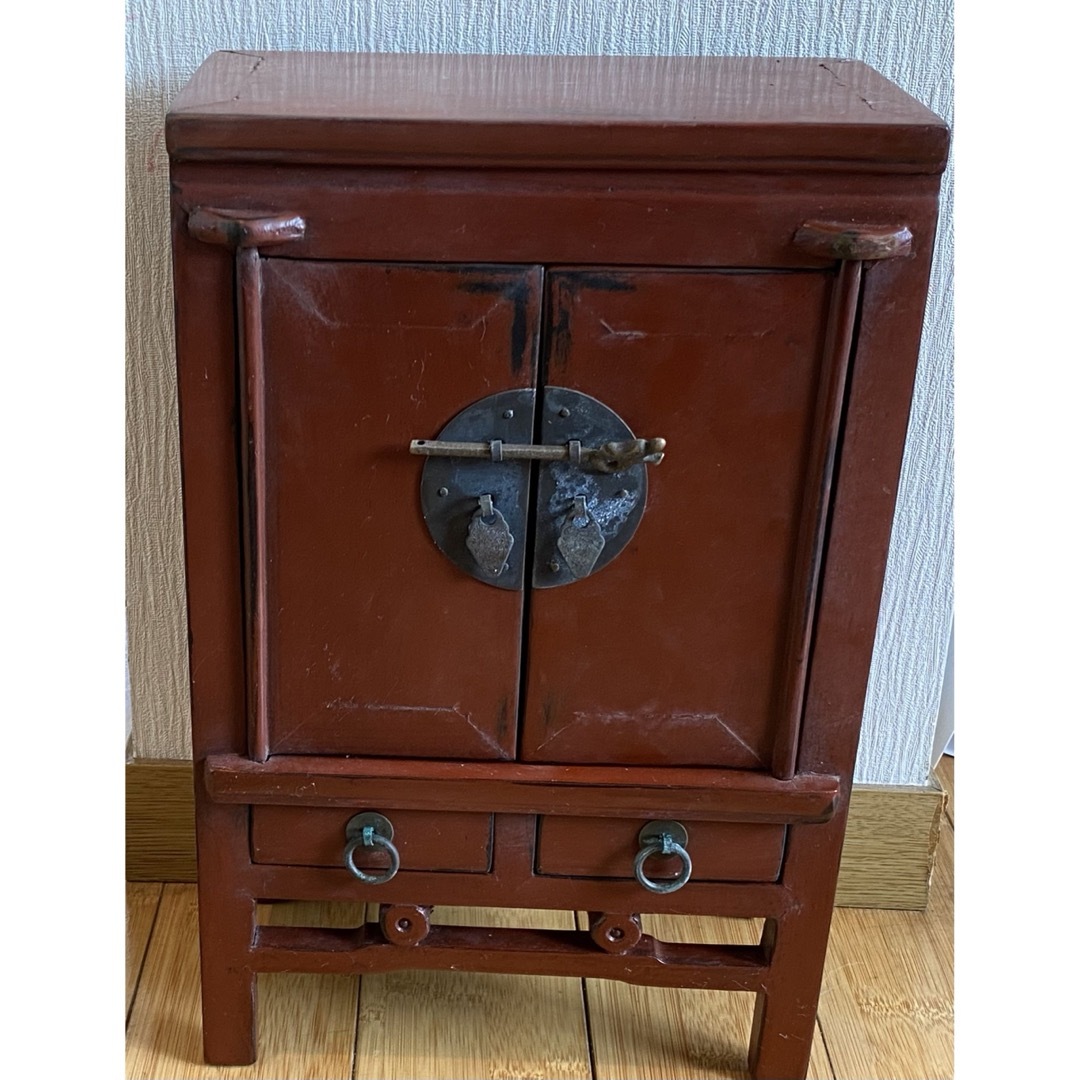 李朝家具 小さい収納箱 引き出し付き台 鍵付 民芸家具 アンティークの