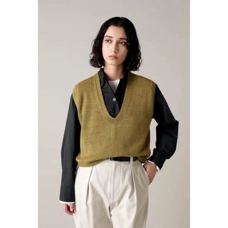 MARGARET HOWELL（ニット/セーター ・ イエロー/黄色系）のフリマ