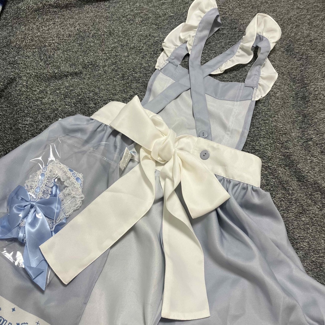 サンリオ - 新品 シナモンロール エプロン フリルエプロン 水色 ヘッド