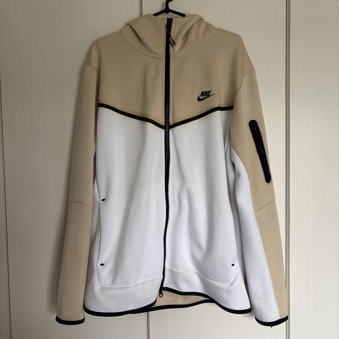 NIKE - NIKE 海外限定激レア TECH FLEECE テックフリース 限定色の通販