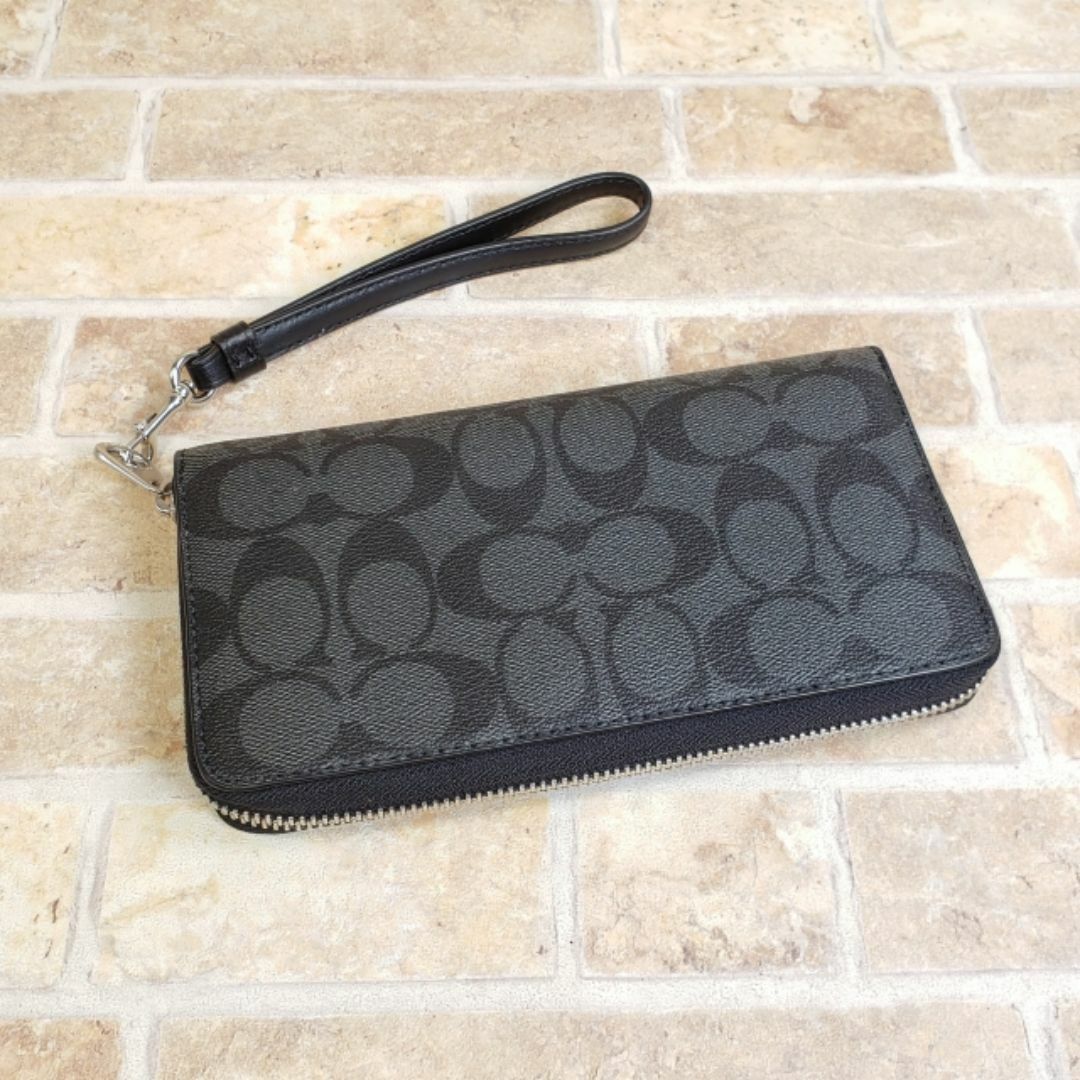 COACH - 未使用 コーチ ☆ シグネチャーキャンバス ラウンドジップ 長