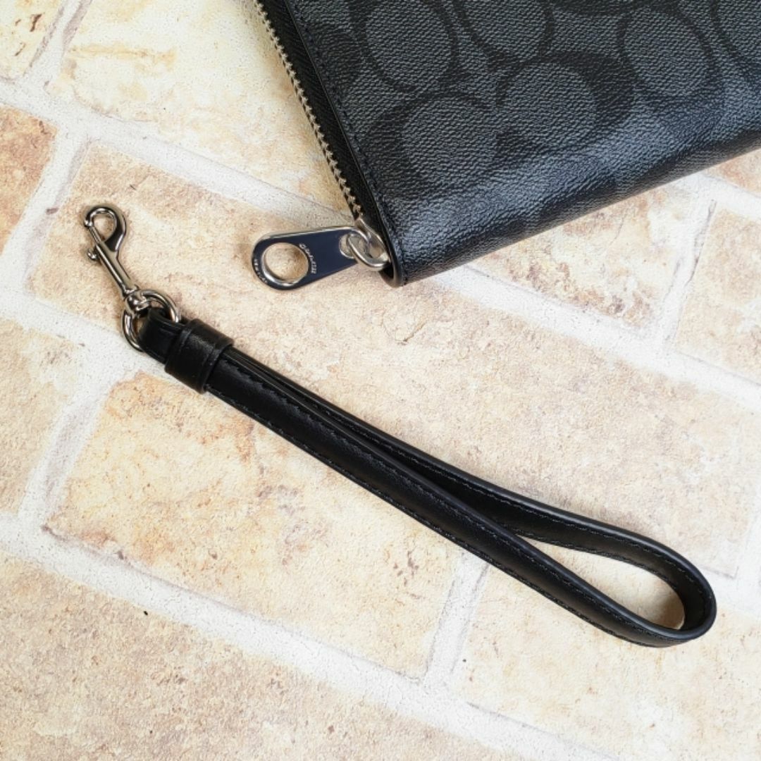 COACH - 未使用 コーチ ☆ シグネチャーキャンバス ラウンドジップ 長