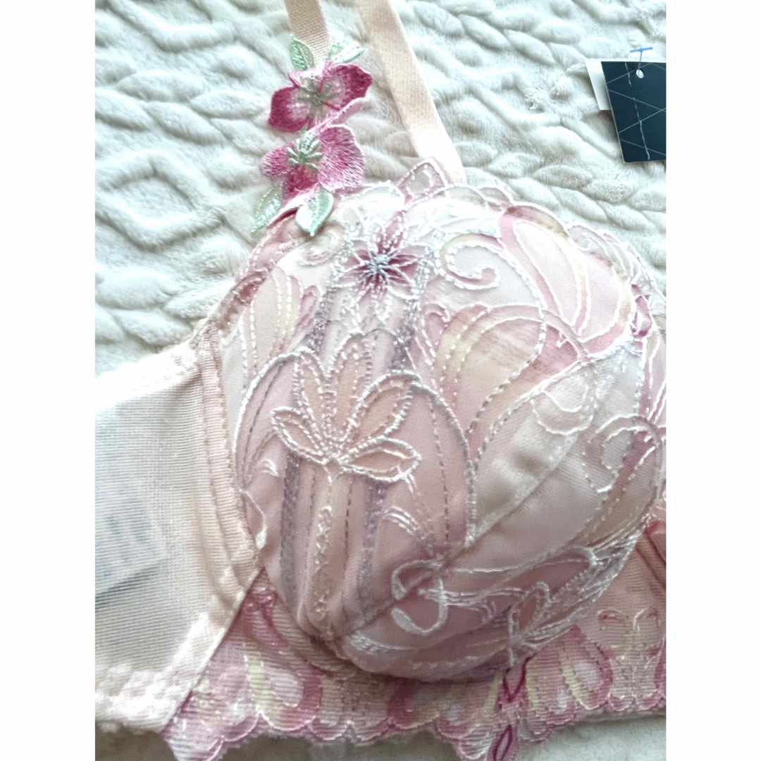 Wacoal - 【新品未使用】ワコール サルート 61G ブラ&ショーツ セット