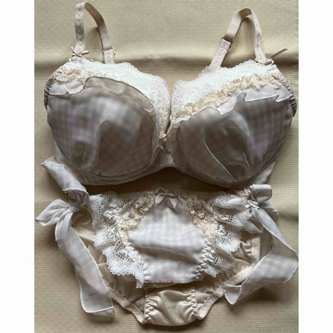 Creamy gingham ブラセット ラブラン LOVERAN H65の通販 by TUYO｜ラクマ