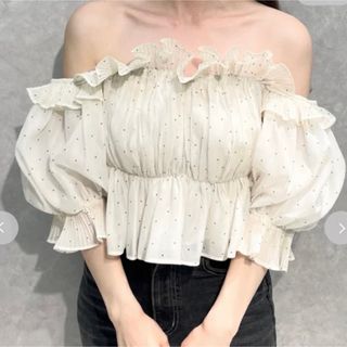 SNIDEL（ドット ・ シャツ/ブラウス(半袖/袖なし)）のフリマアイテム一覧