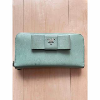 PRADA（財布 ・ グリーン・カーキ/緑色系）のフリマアイテム一覧