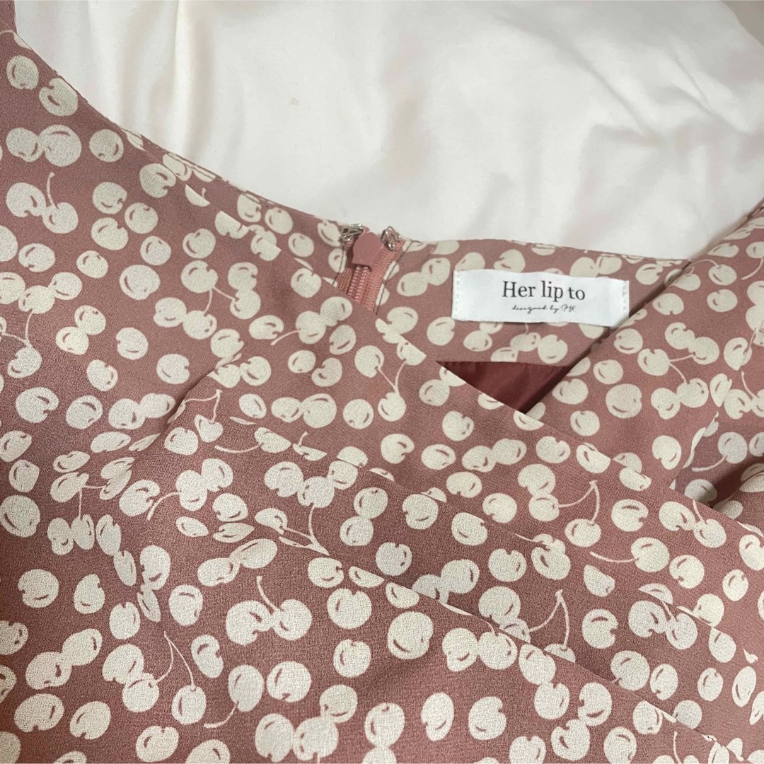 Her lip to - Cherry Pattern Cache-Coeur One-Pieceの通販 by m's