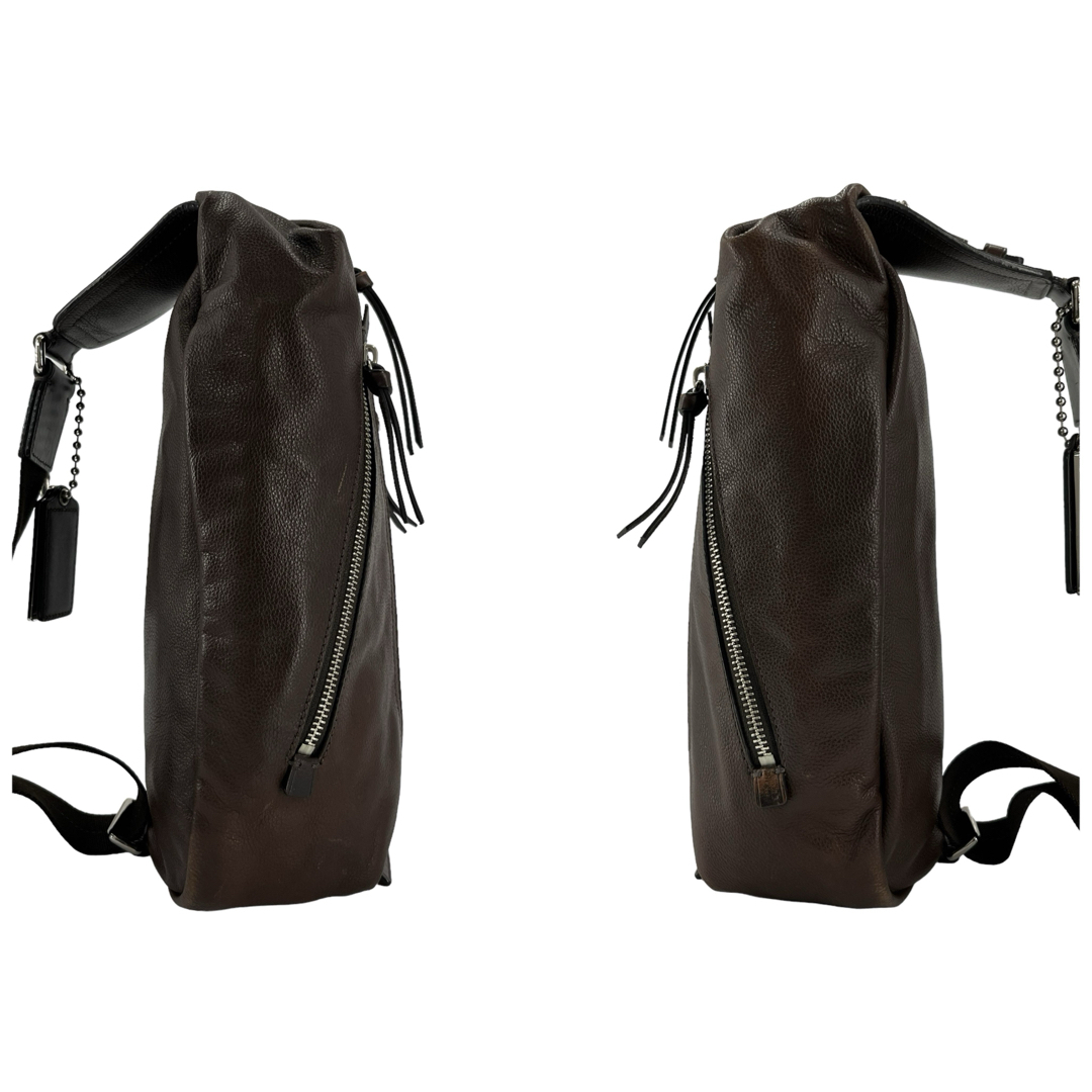 COACH - コーチ ボディバッグ トンプソン ロゴ型押し スリングバッグ