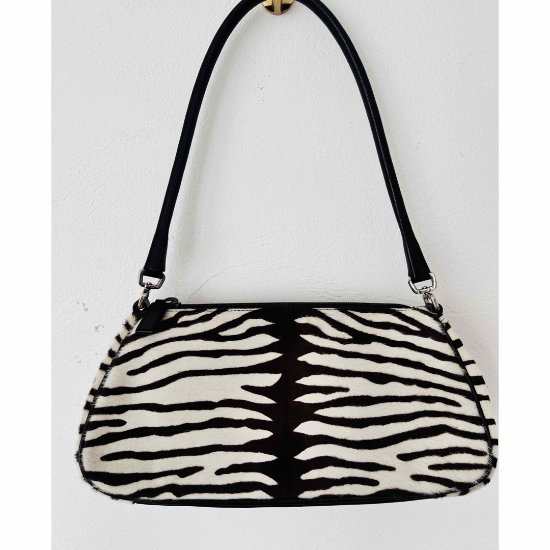 PRADA - PRADA ハラコ ショルダーバッグ ゼブラ柄の通販 by Maggie's