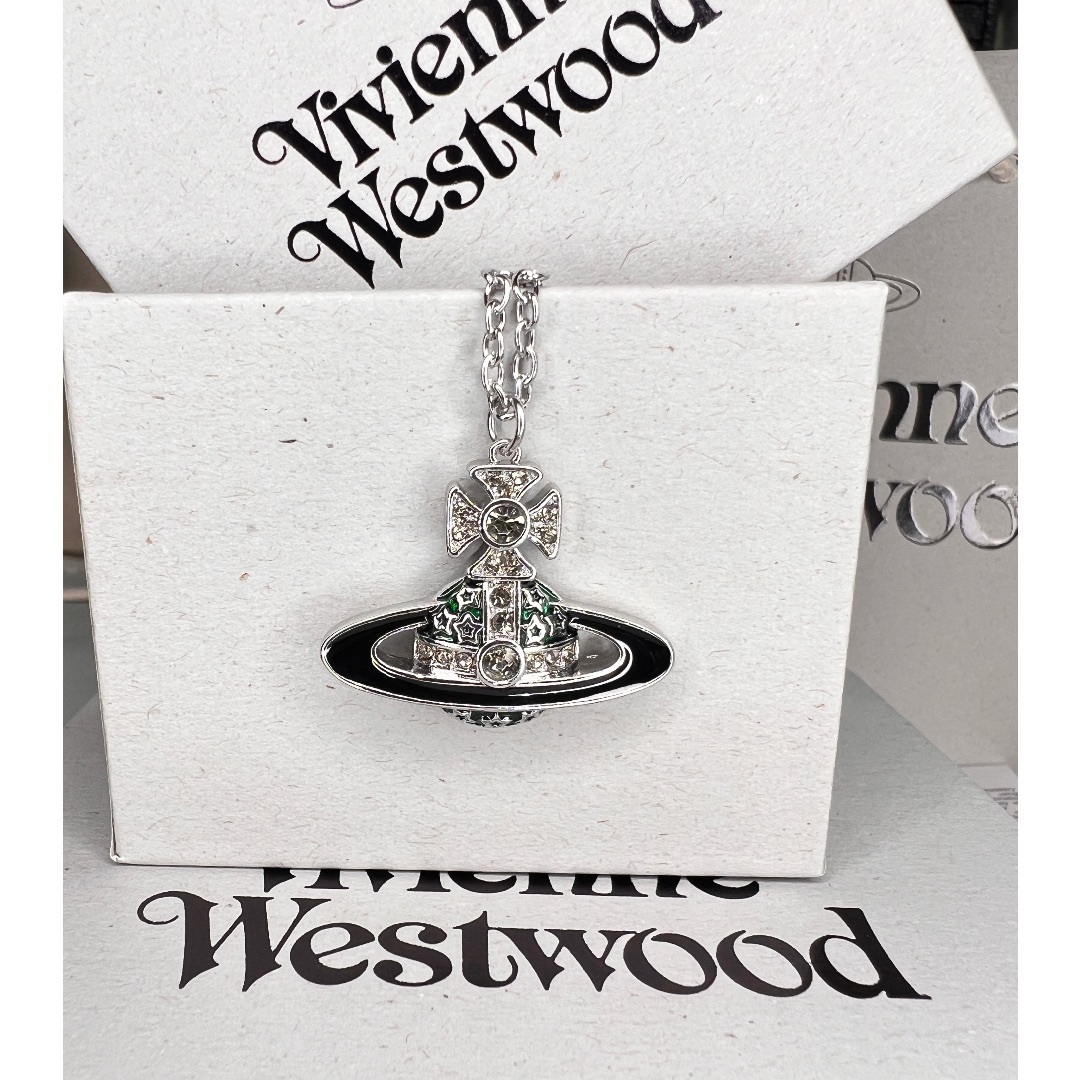 入手困難 MAN ROXANNE ヴィヴィアンウエストウッド ネックレス 入手