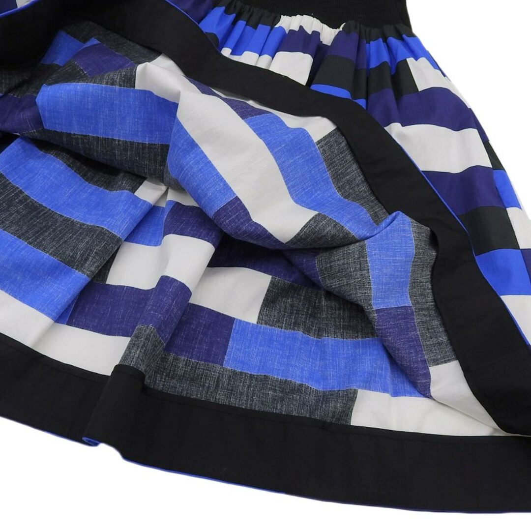 PRADA - プラダ PRADA 現行青タグ ストレッチコットン モザイク柄 ひざ