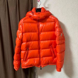 MONCLER（ダウンジャケット ・ オレンジ/橙色系）のフリマアイテム一覧