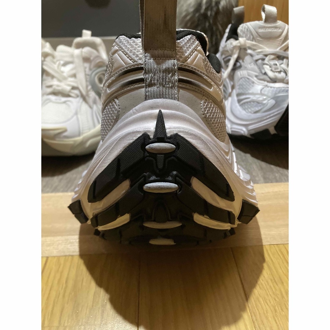 balenciaga 10xl 43の通販 by ssense japan｜ラクマ