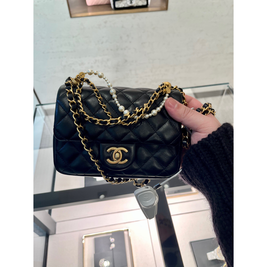 CHANEL - シャネルchanel ミニフラップ ショルダーバック パール