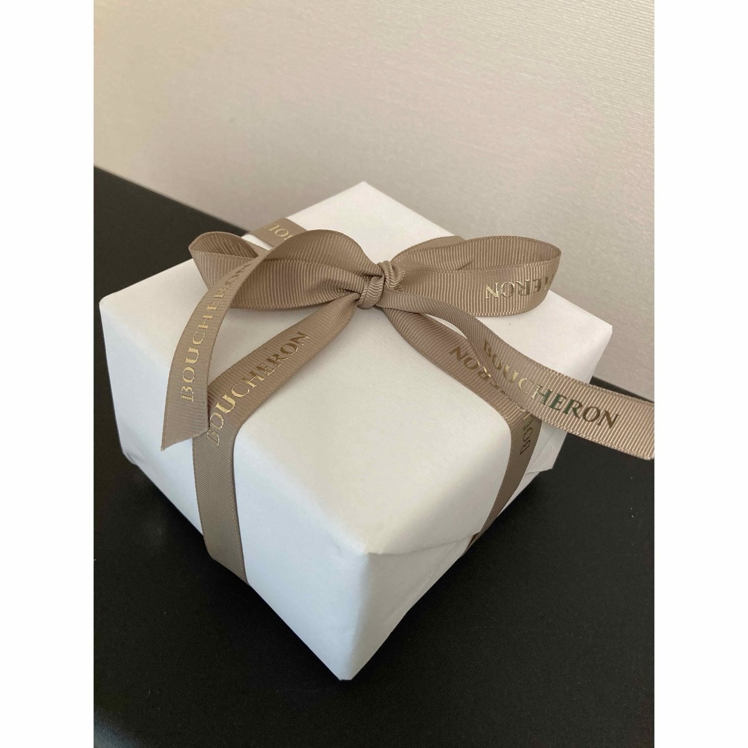 BOUCHERON - ブシュロン ジュエリーボックス 包装紙リボン付きの通販