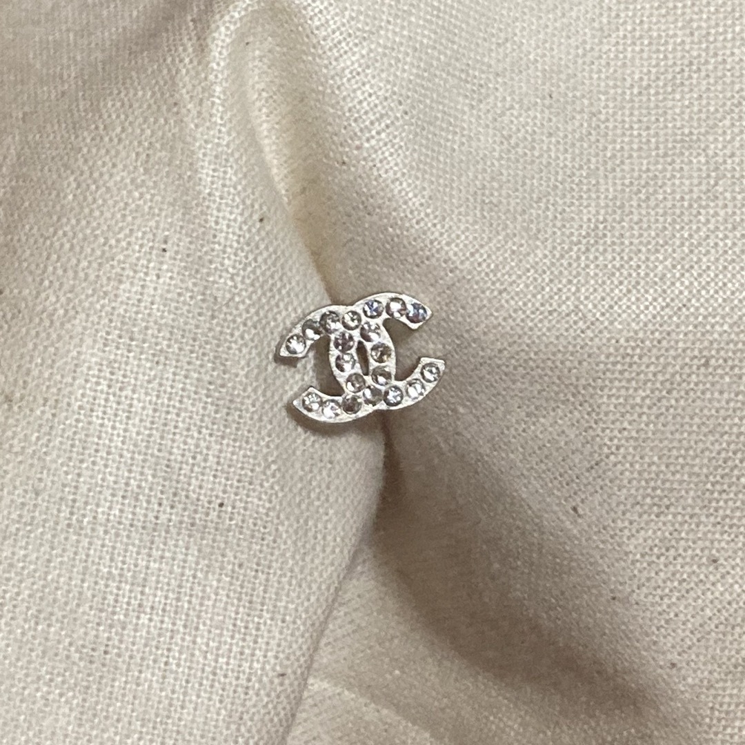 CHANEL ミニココマーク ピアス 片耳