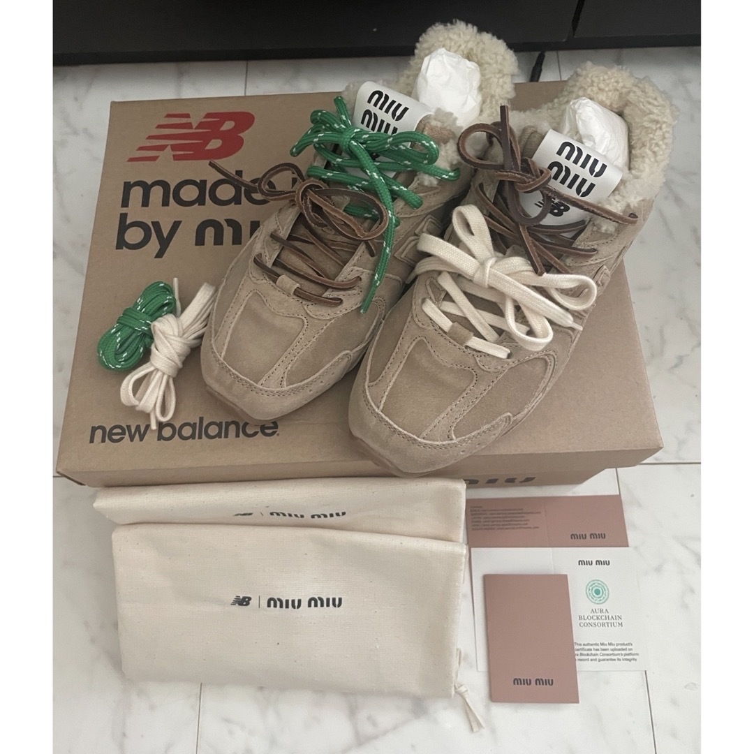 MIU MIU - 専用 再値下げNew Balance x Miu Miu スニーカー37の通販 by