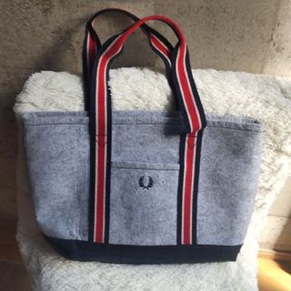 FRED PERRY - フレッドペリートートバッグの通販 by たらすけ's shop