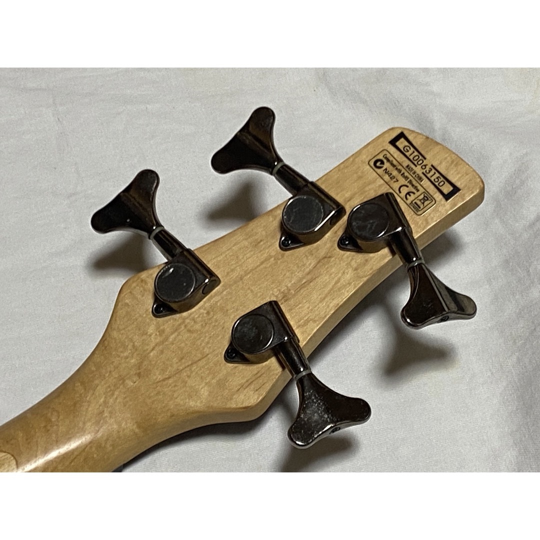 Ibanez エレキベース 赤黒 専用ケースとスタンド付き1912ー09ー1の通販