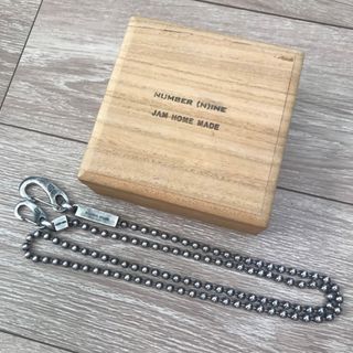 2369909445.jpg?1725963449