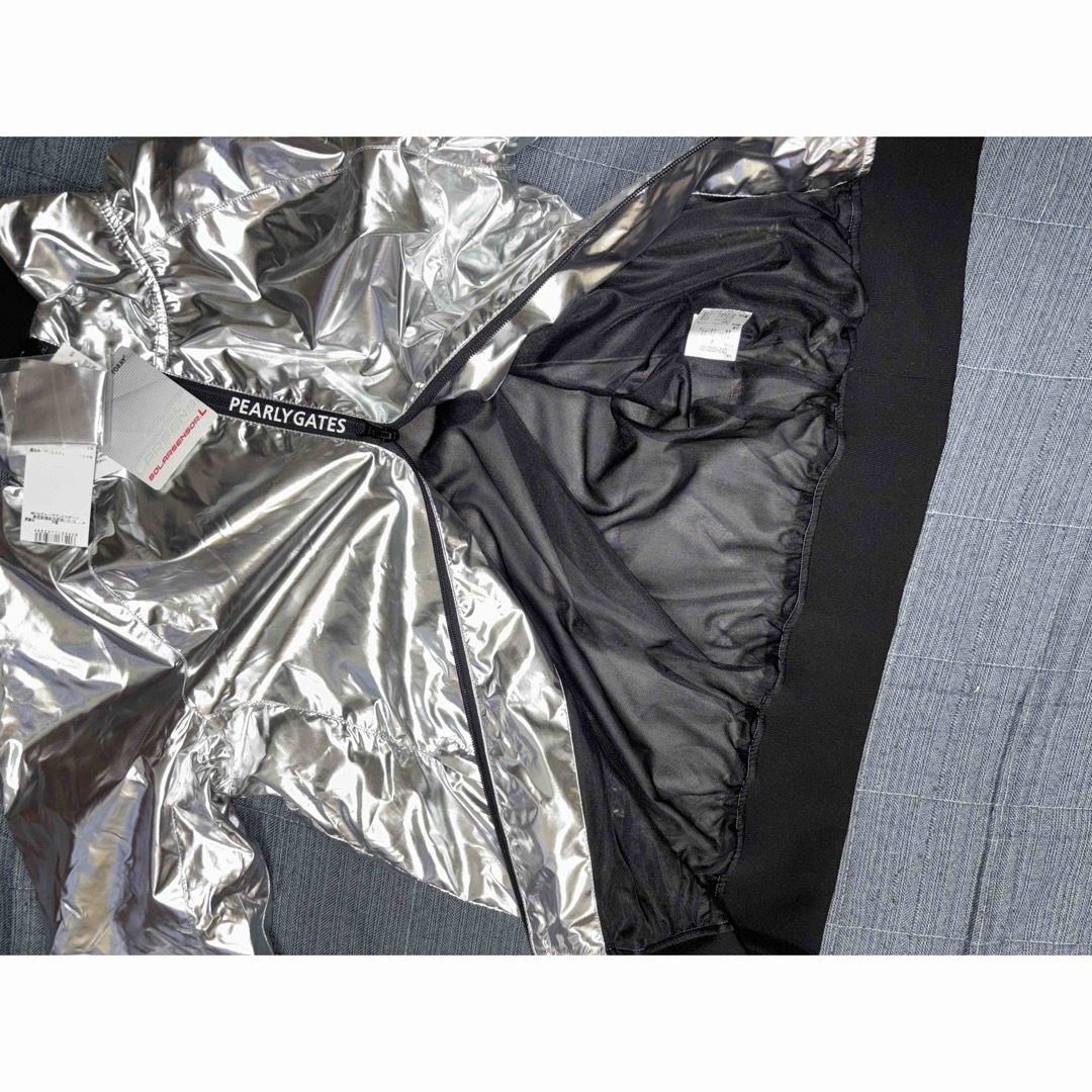 PEARLY GATES - （新品）パーリーゲイツ、プラチナシルバー、ジップ