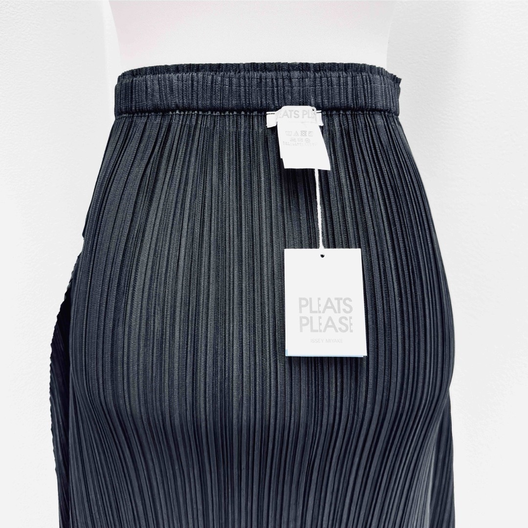 PLEATS PLEASE ISSEY MIYAKE - PLEATS PLEASE EFFICIENT SQUARE