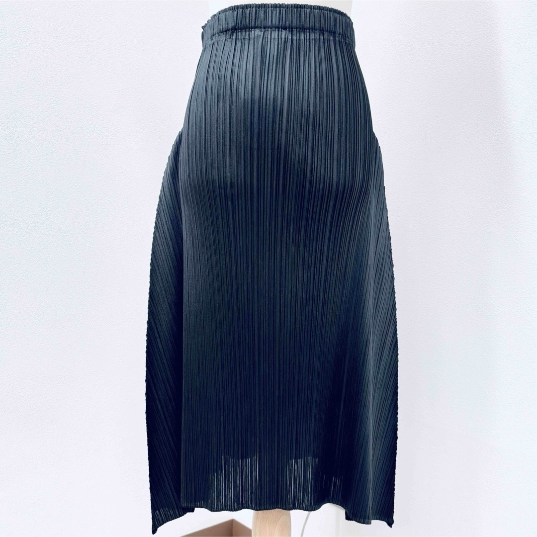 PLEATS PLEASE ISSEY MIYAKE - PLEATS PLEASE EFFICIENT SQUARE