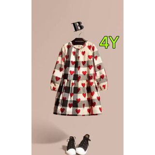 入手困難BURBERRY バーバリー ベア刺繍 ワンピース 8Y 128cm 入手困難