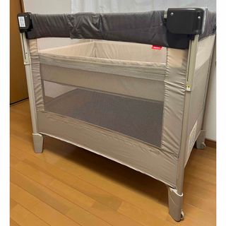 Aprica（ベビーベッド ・ ブラウン/茶色系）のフリマアイテム一覧