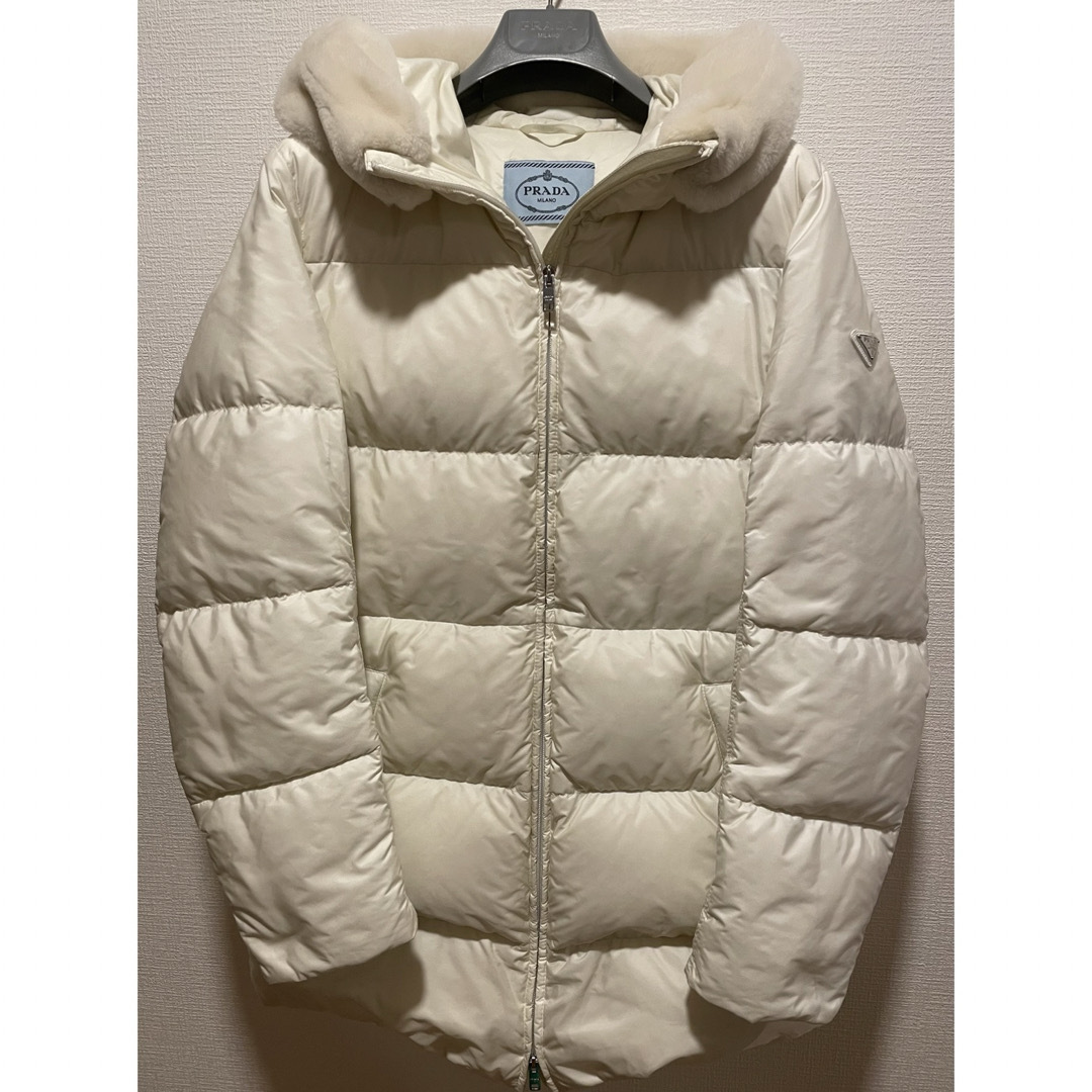 PRADA - 可愛い プラダ ダウン ムートン ファー ホワイトの通販 by o