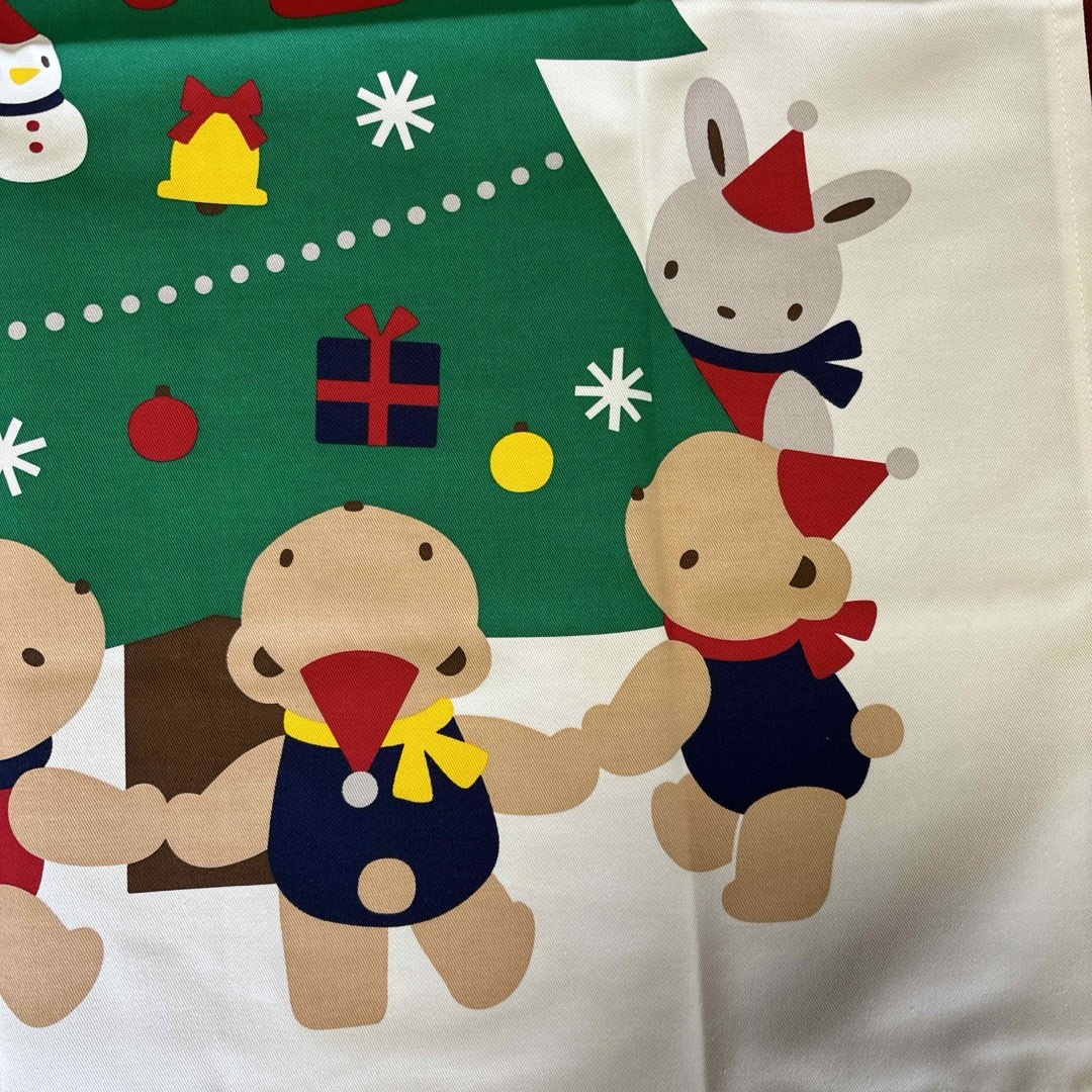 familiar - ファミリア クリスマスタペストリーの通販 by noa's shop