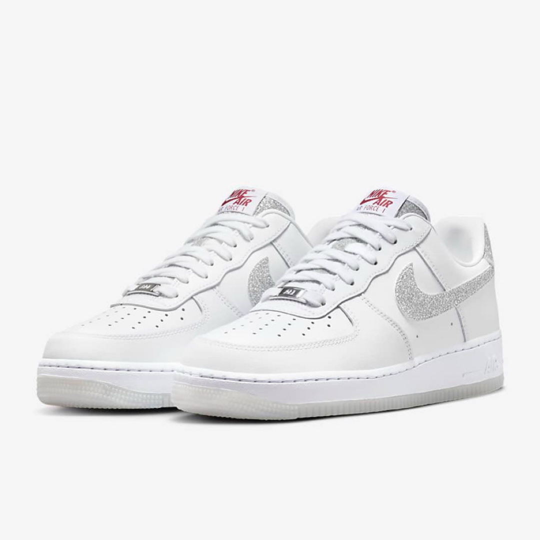 NIKE - 【新品24.5cm】NIKE W エアフォース1'07 ホワイト/シルバーの