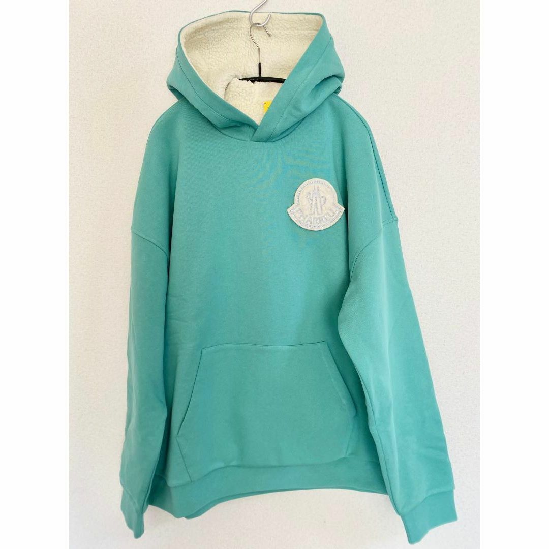 MONCLER - 【新品】 MONCLER PHARRELL WILLIAMS ロゴパーカー Lの通販