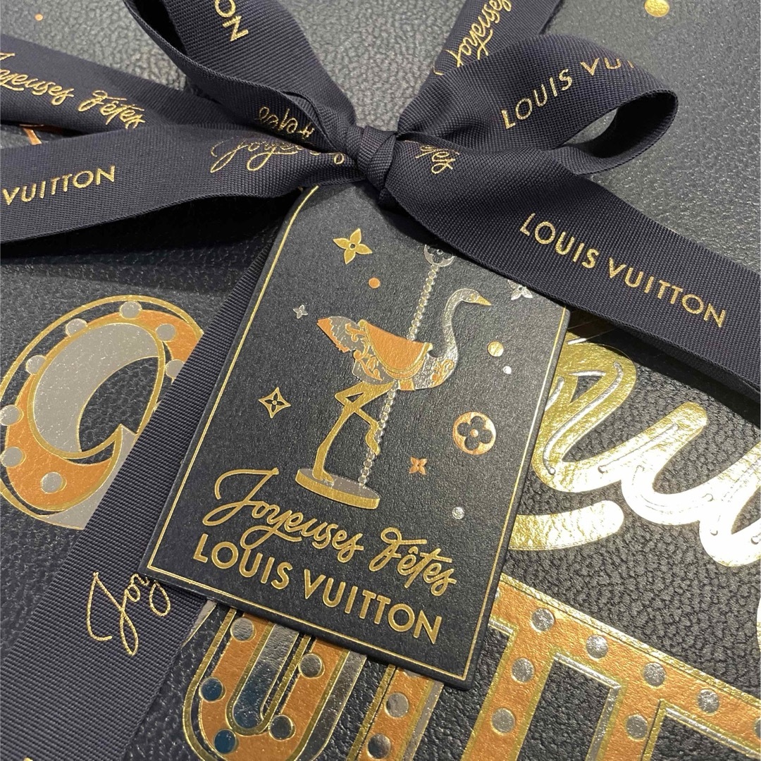 LOUIS VUITTON - ルイヴィトン ホリデー 空箱とショッパーの通販 by な