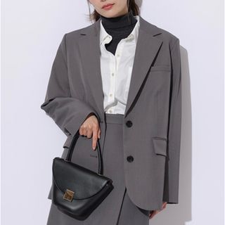 Apuweiser-riche（テーラードジャケット）のフリマアイテム一覧