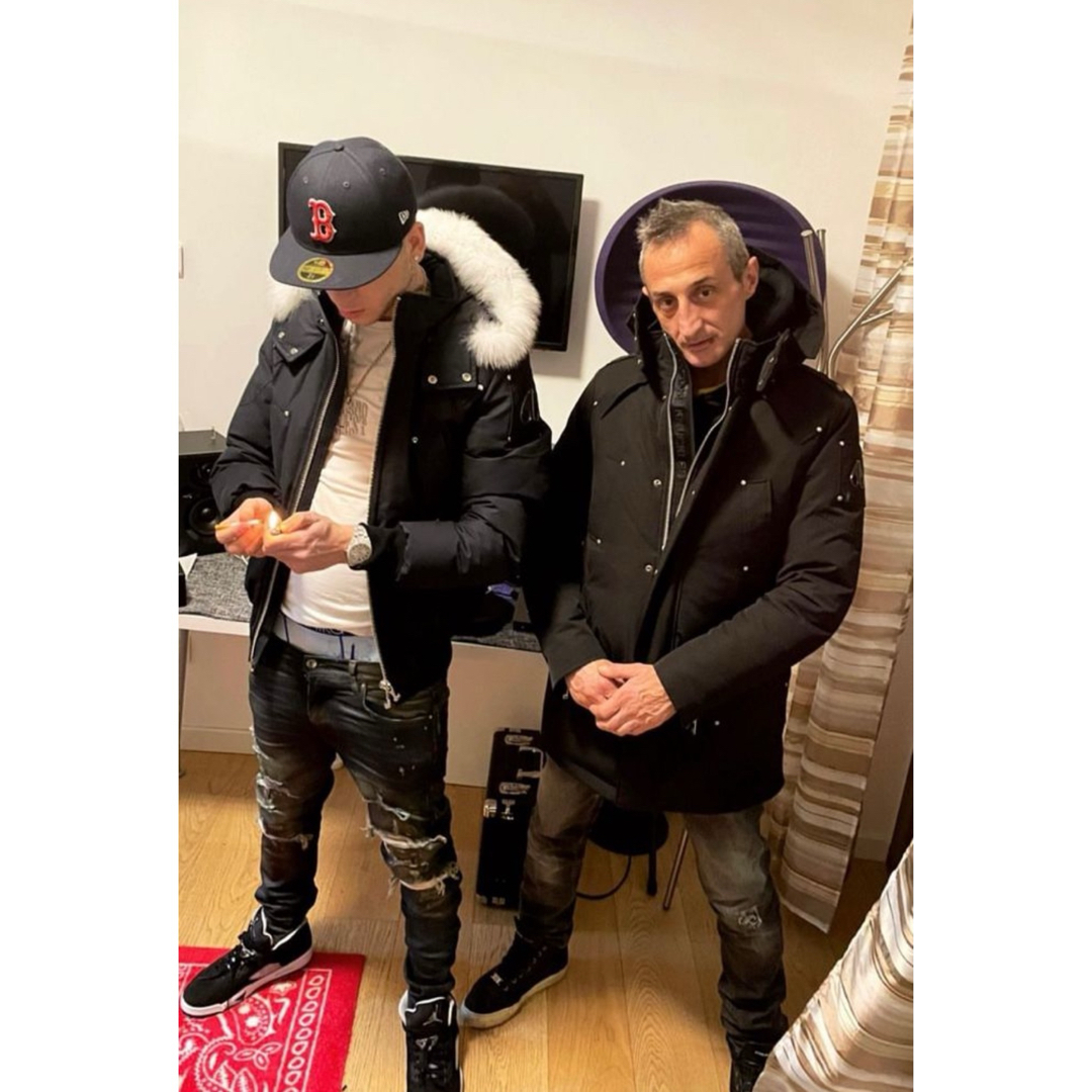 ムースナックルズダウンジャケットの通販 by dd｜ラクマ