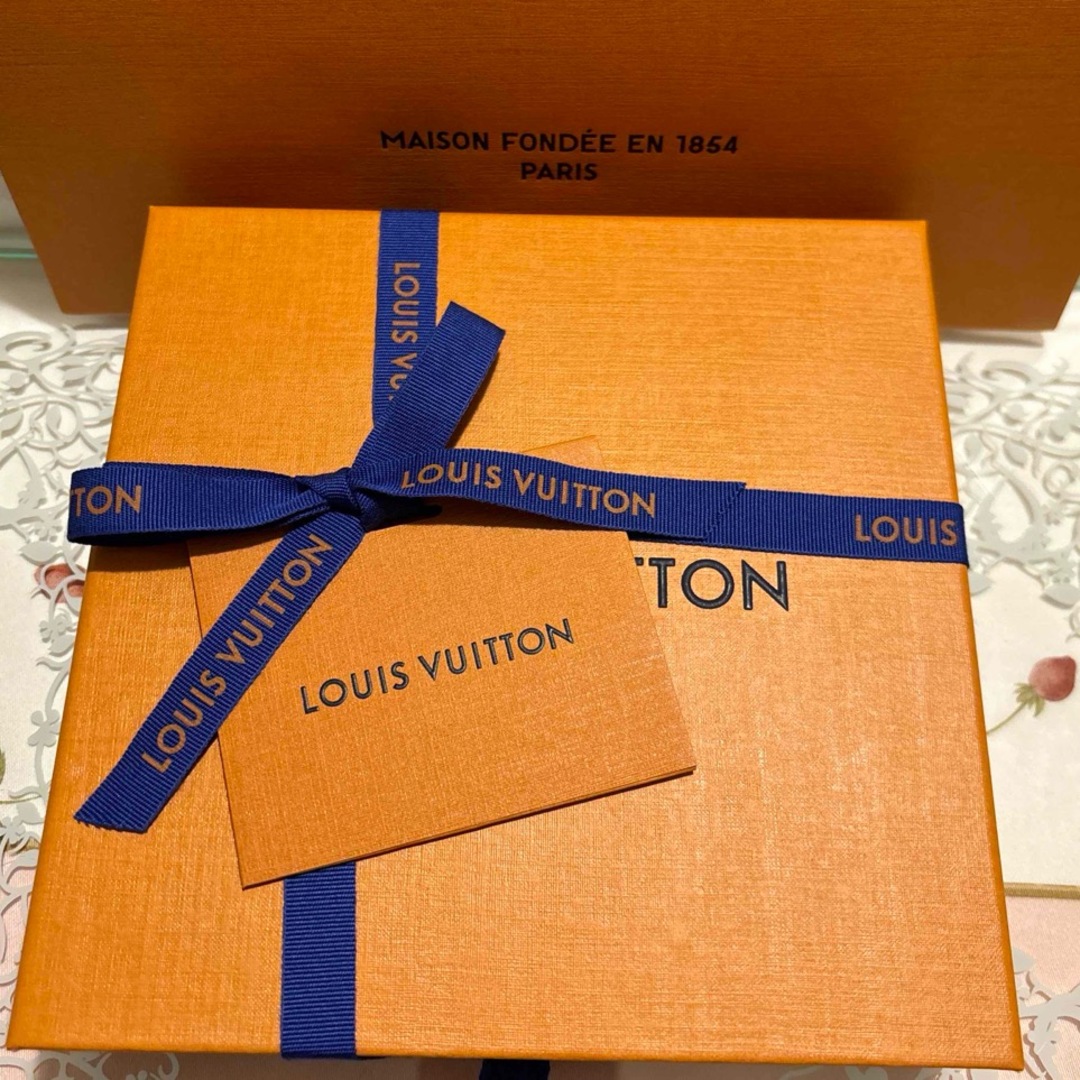 LOUIS VUITTON - ルイヴィトン プレゼントBOXsetの通販 by Train