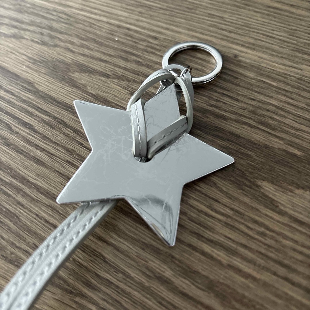 Dior - ディオール キーホルダー クリスタル会員ウェルカムギフトの