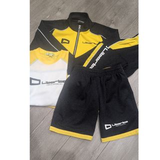 LIBERTAのフリマアイテム一覧