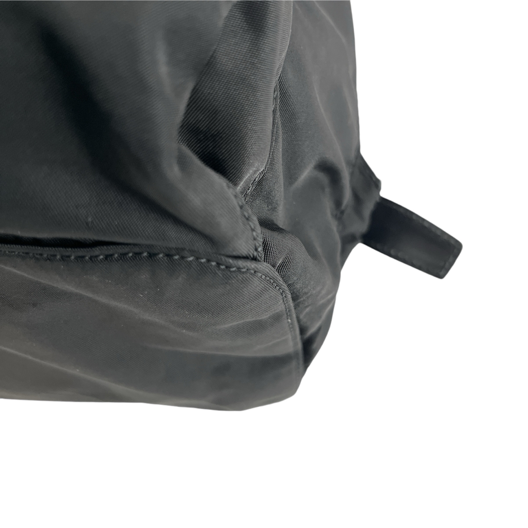 PRADA - PRADA プラダ リュック 三角ロゴ バックパック 巾着 黒