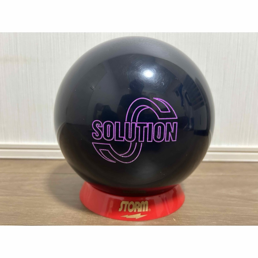 ソリューション・ブラック 15ポンド ストーム - 美品】ボウリング