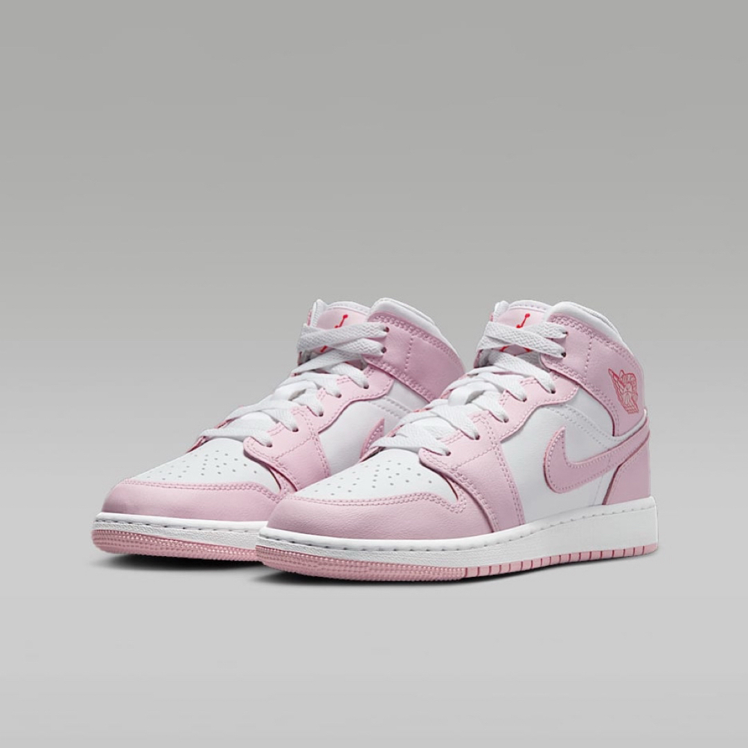 Jordan Brand（NIKE） - 【新品23cm】NIKE エアジョーダン1MID GS