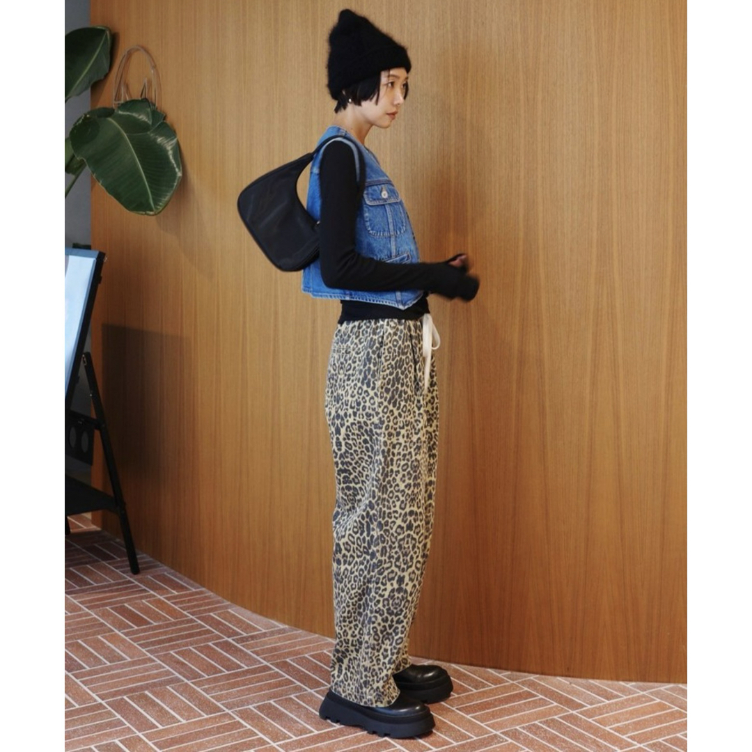 SeaRoomlynn - ウエストギャザーcanvasタックパンツ Mの通販 by