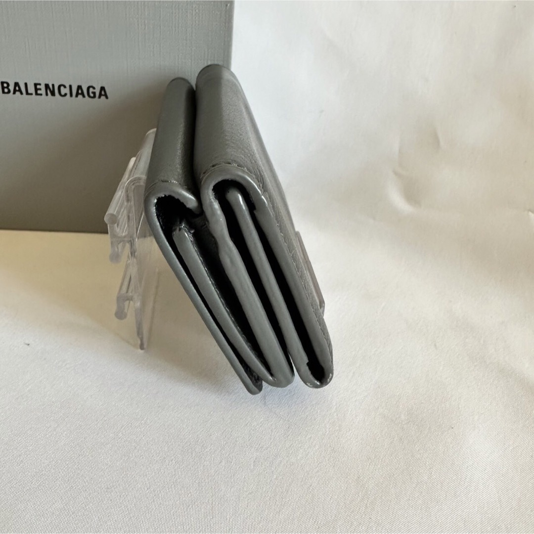 BALENCIAGA - 【大人気】バレンシアガ 三つ折り財布 コンパクト