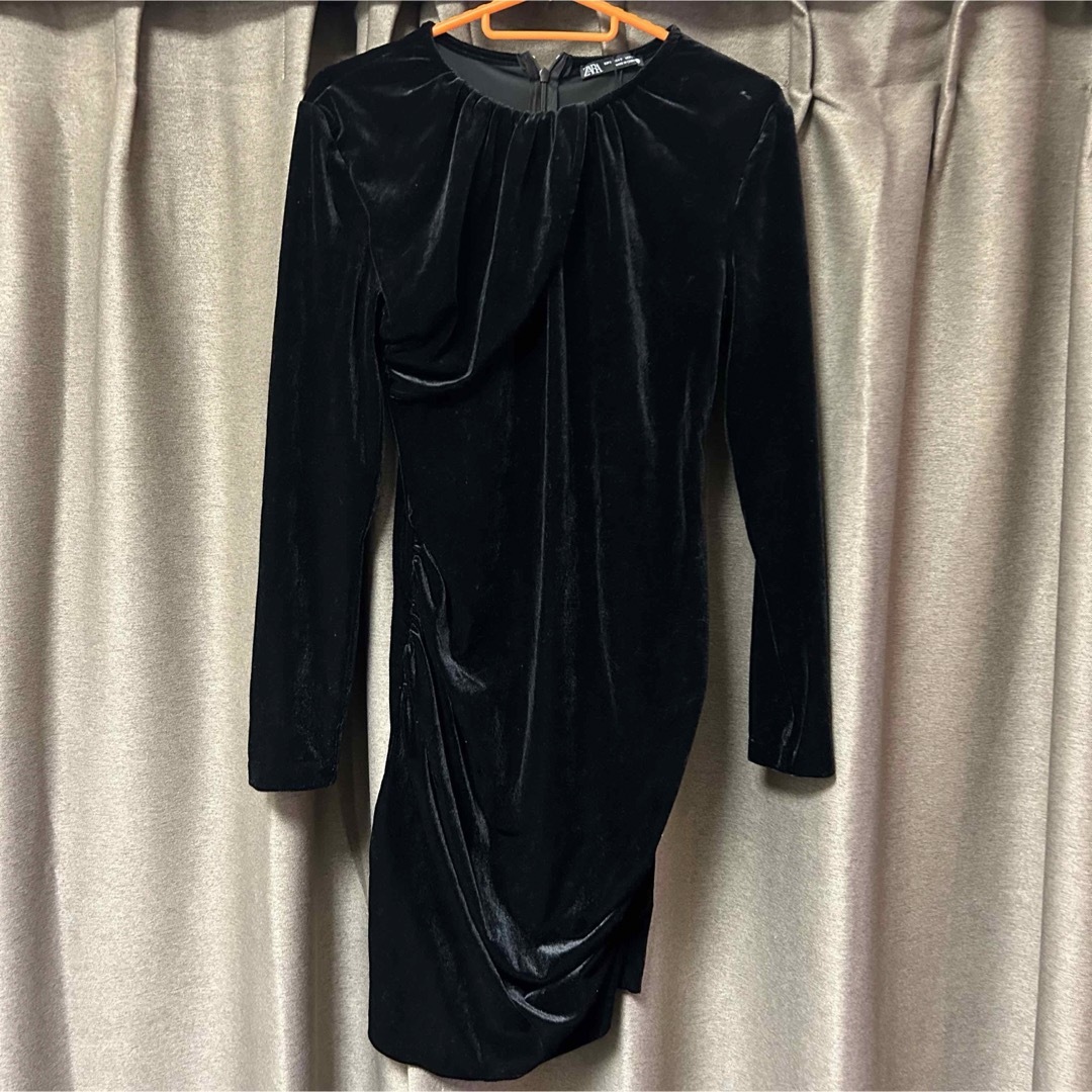 ZARA - ZARAドレープベルベットワンピースの通販 by puu's shop｜ザラ