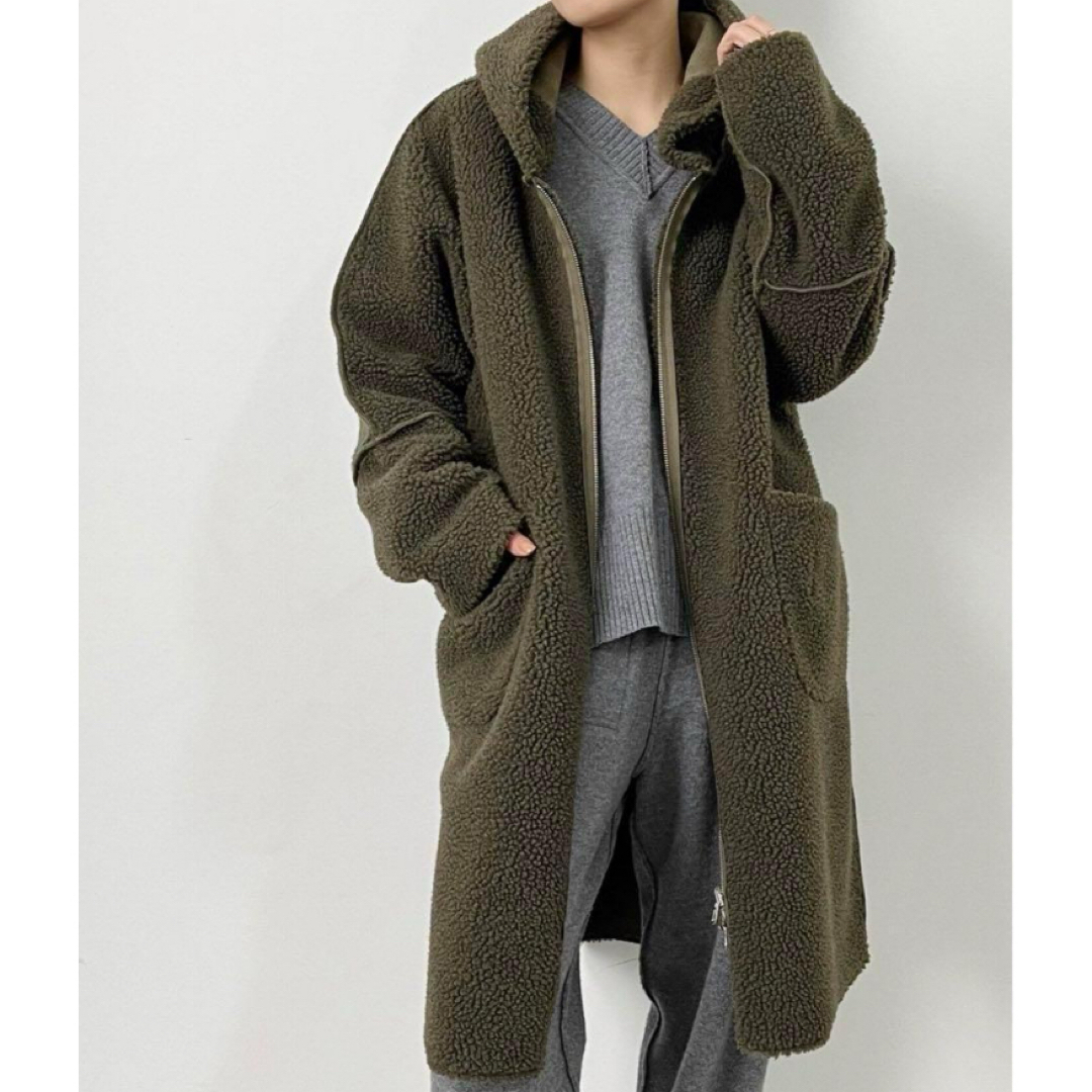 L'Appartement DEUXIEME CLASSE - LOU Andrea/ルーアンドレア MOUTON