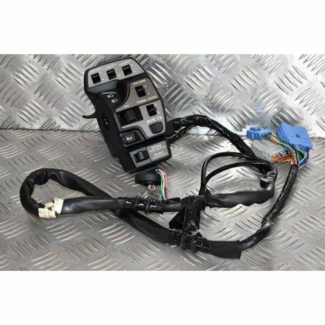 18 クラウン マジェスタ 純正マルチ Bluetooth追加ユニット